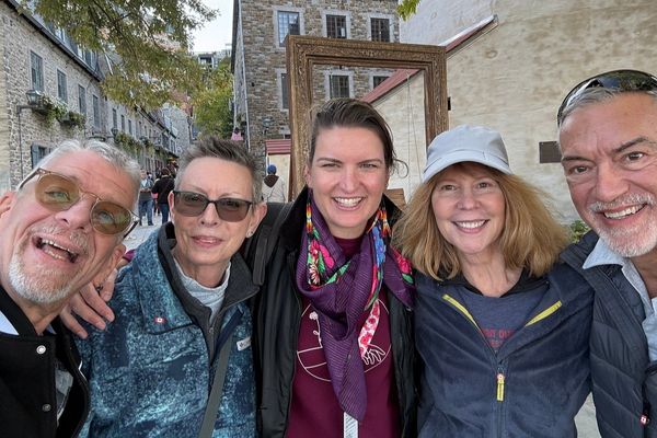 Full Day Private Tour Marie-Pierre the tour guide with guests