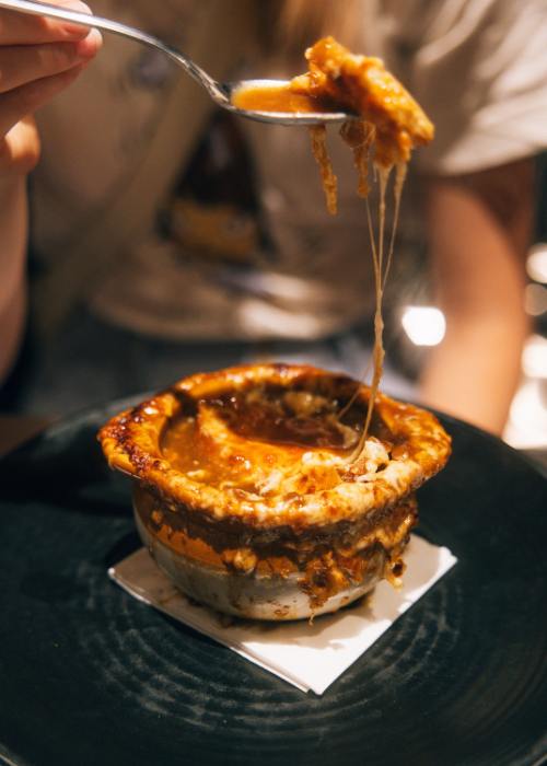 french onion soup quebec