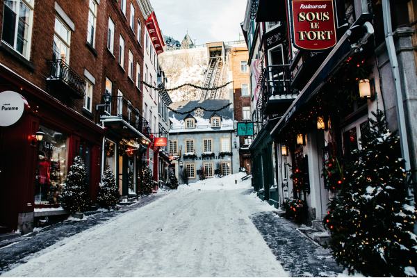 funicular in winter