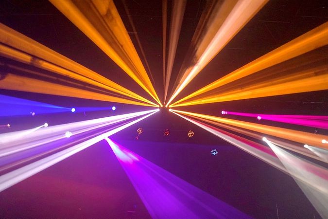 aura light show quebec city